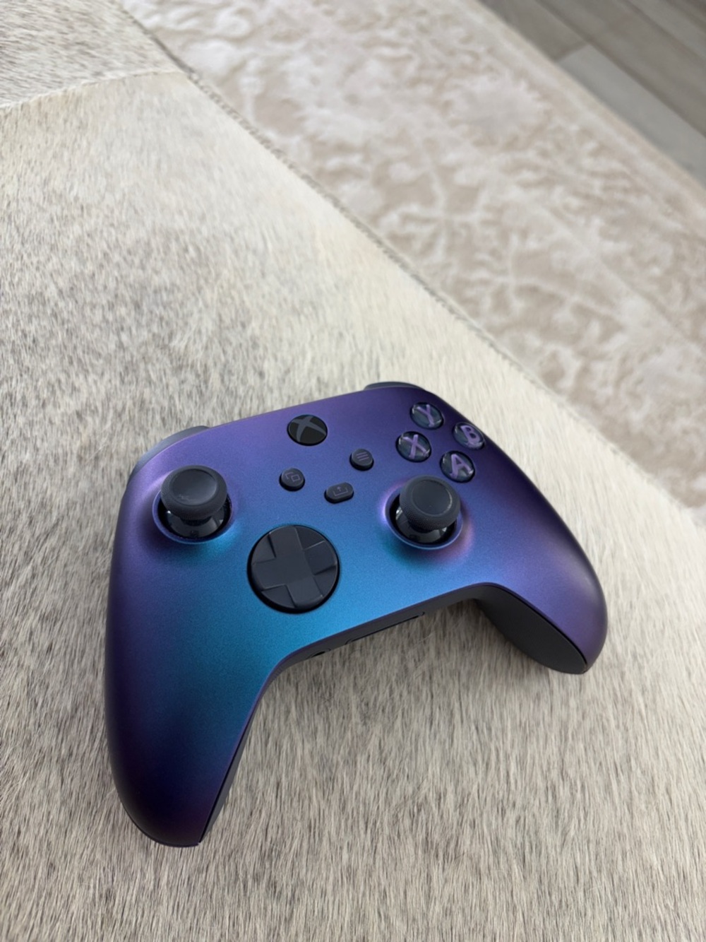 Xbox Series X/S Wireless Controller – Purple/Blue (Color Shift) – Like New 🎮